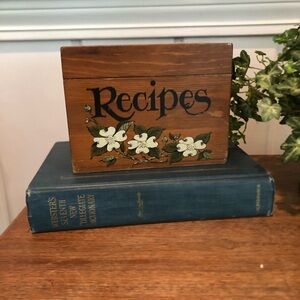 Vintage wooden dogwood recipe box. Does not include recipe cards.